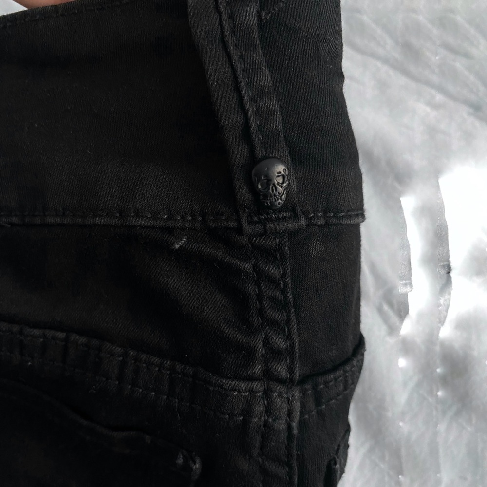 Black Ripped Jeans - Picture 4 of 6